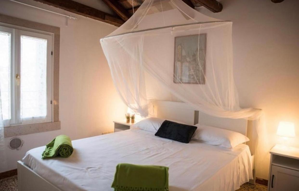 Salamon Guest House Velence Kültér fotó