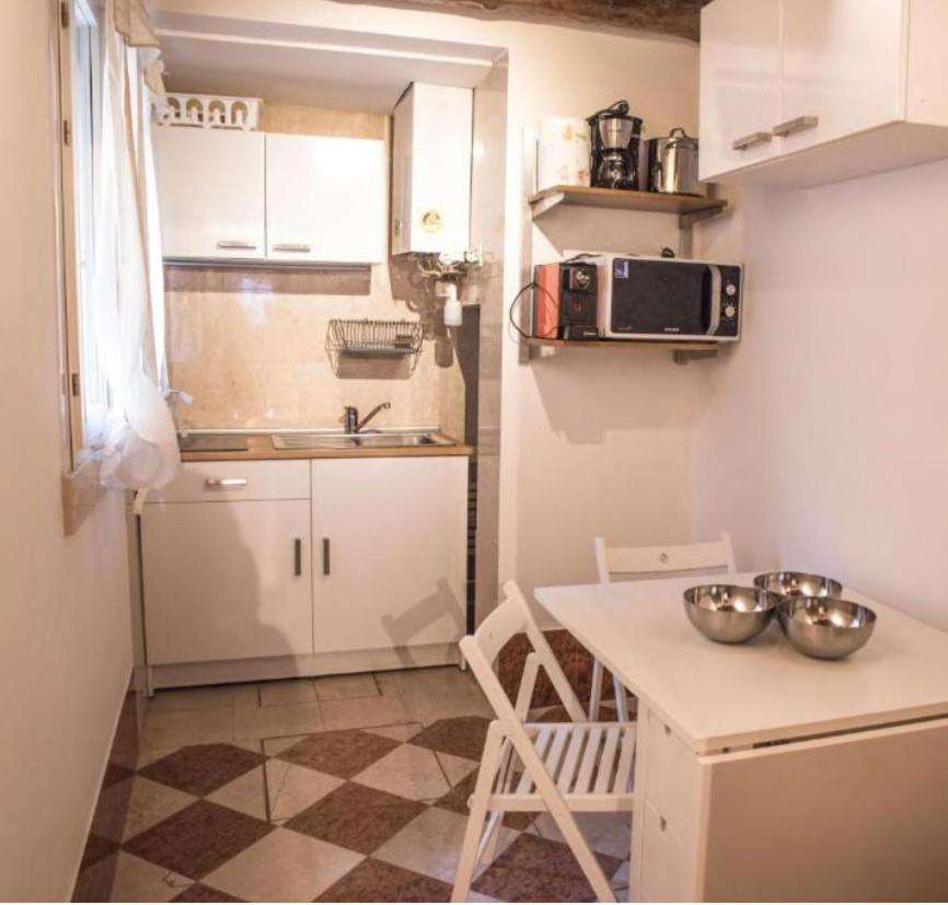 Salamon Guest House Velence Kültér fotó