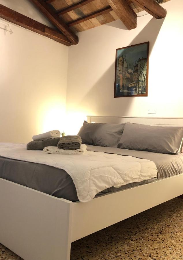 Salamon Guest House Velence Kültér fotó