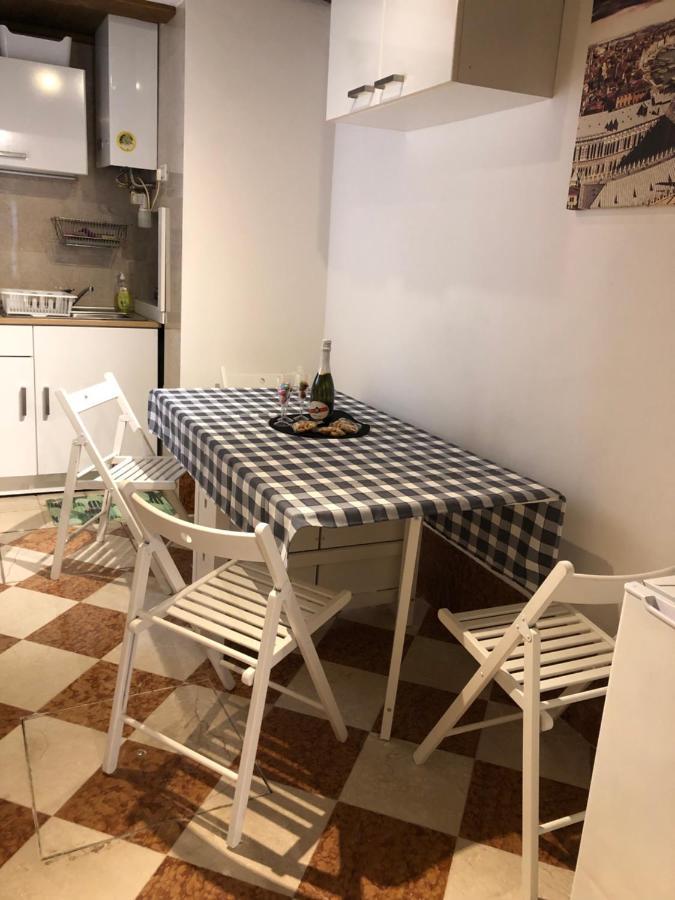 Salamon Guest House Velence Kültér fotó